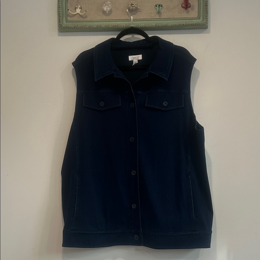 D&Co dark blue stretch Denim Vest button front women’s plus size 2X
